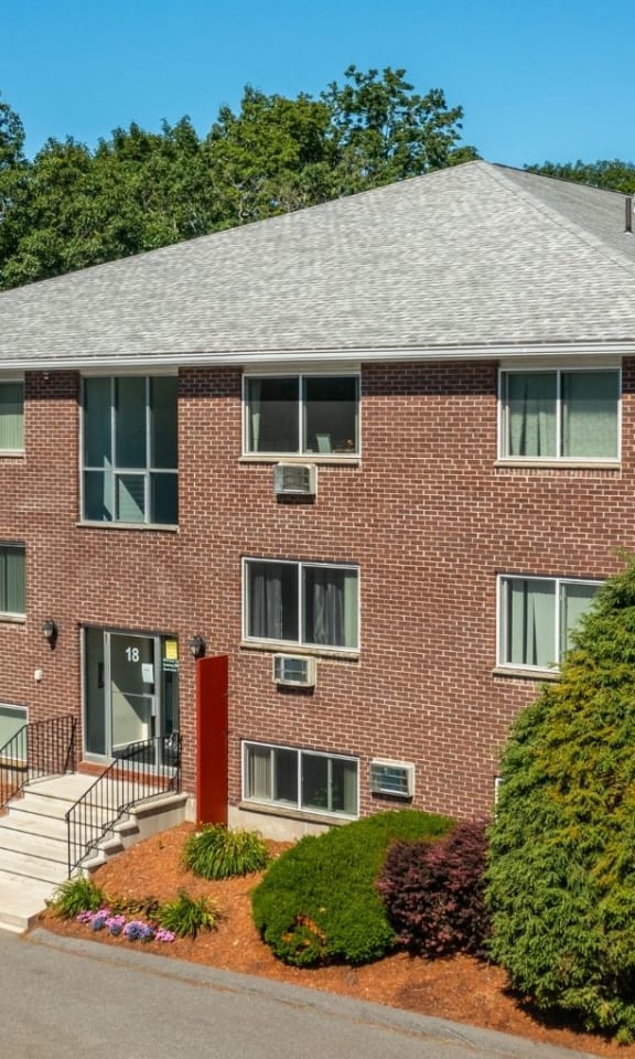 Lowell, MA Heritage Properties Studio 12 Beds Meadow Lane